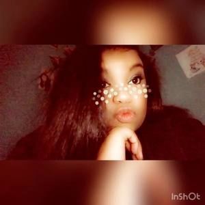 Meet your Posher, Marissa